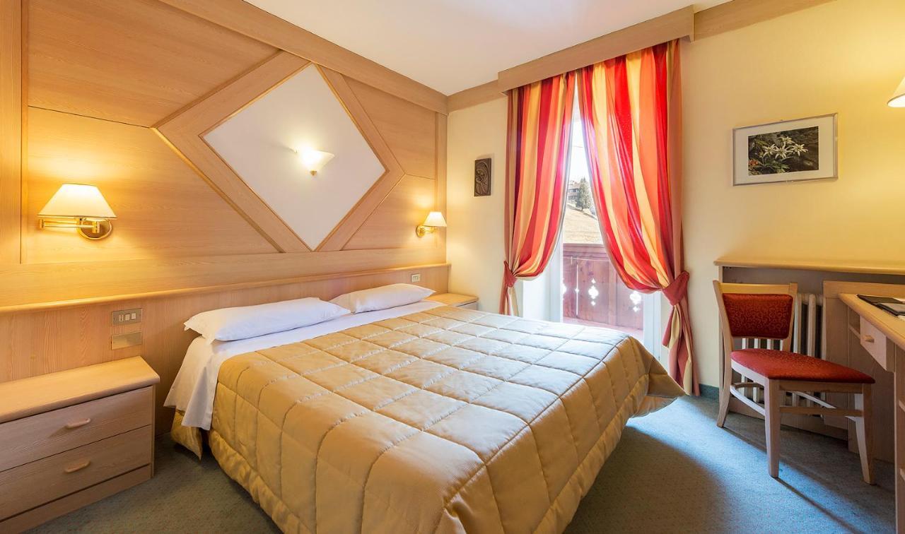 Hotel La Serenella Moena Buitenkant foto
