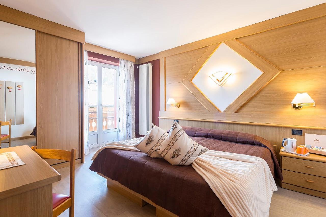 Hotel La Serenella Moena Buitenkant foto