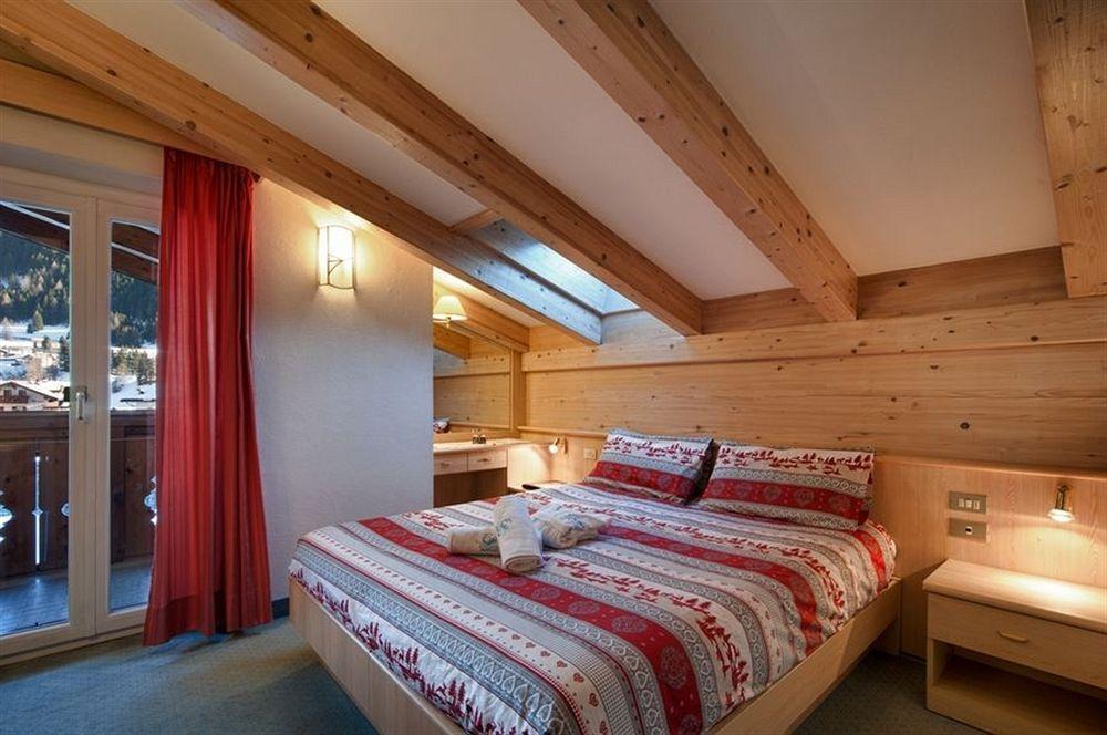 Hotel La Serenella Moena Buitenkant foto