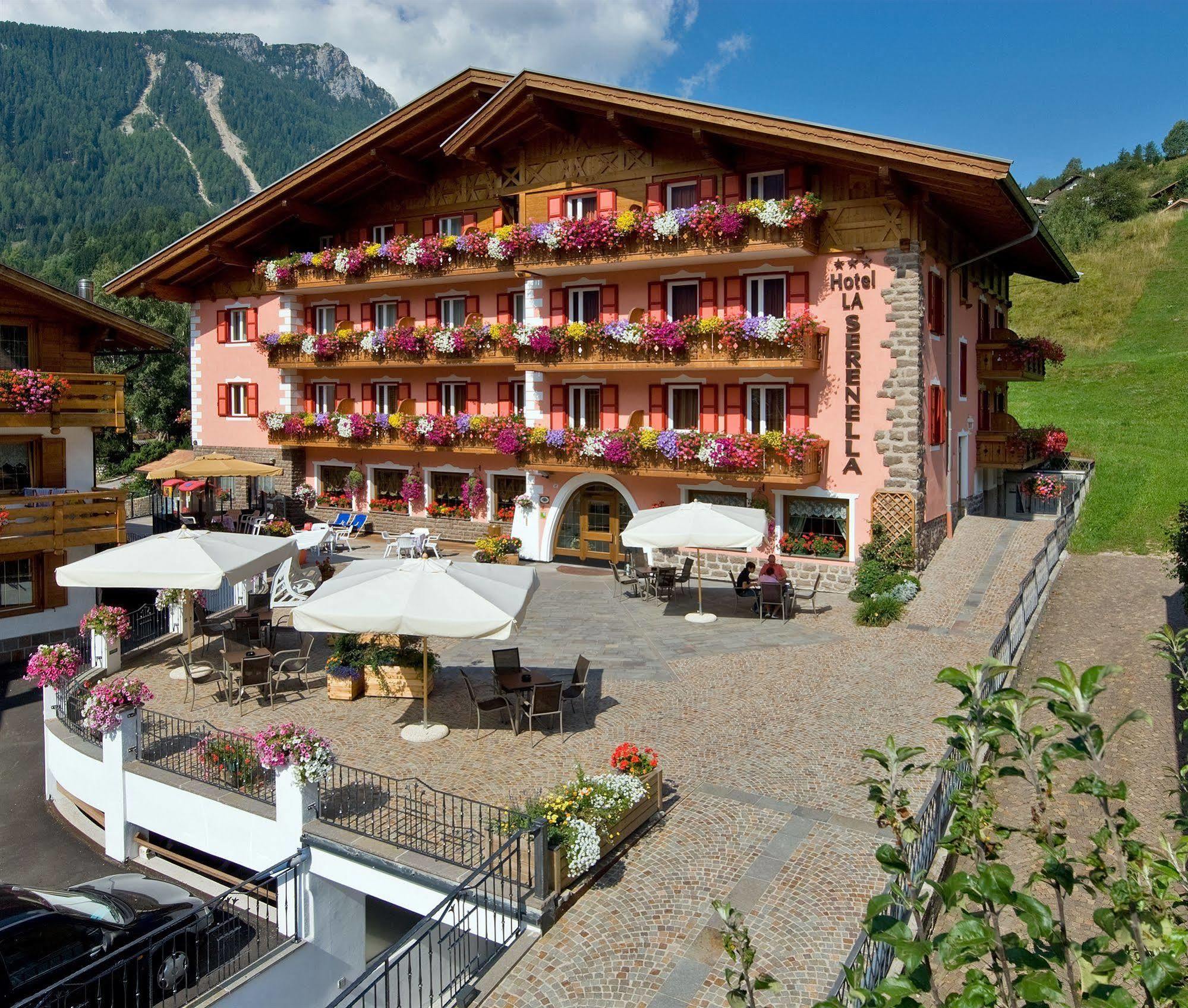 Hotel La Serenella Moena Buitenkant foto